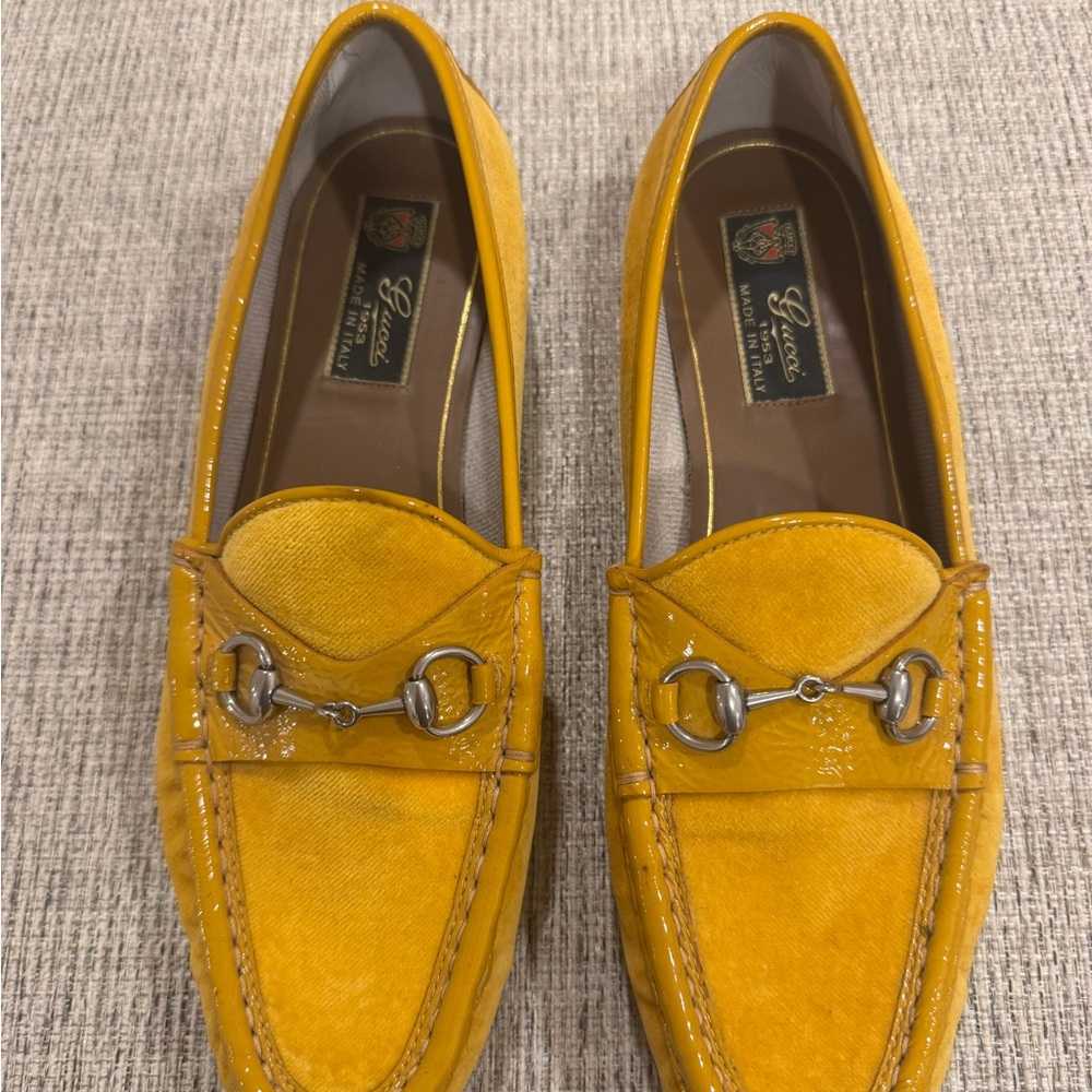 Gucci Women's Yellow Loafers with Silver Detailing